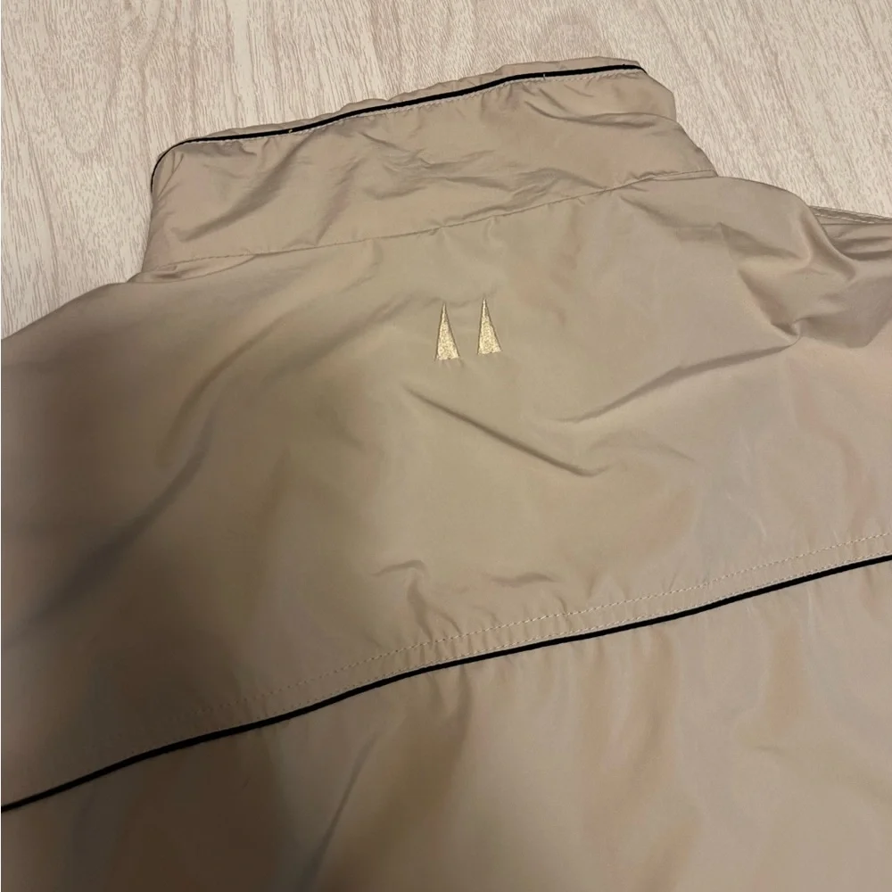 Greg Norman Collection Light Tan Windbreaker